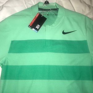 TIGER WOODS ZONAL COOLING STRIPE POLO BRAND NEW